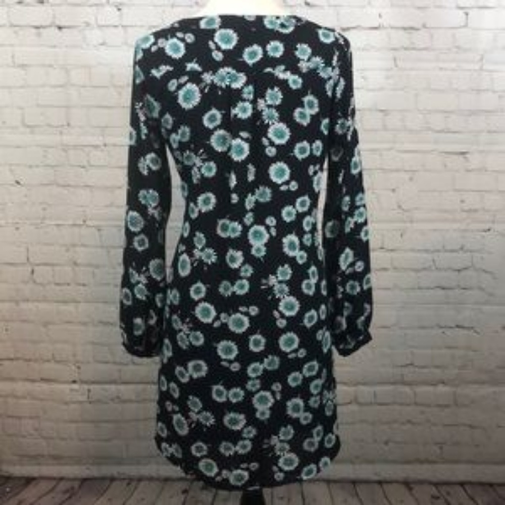 Express  dress - Picture 4 of 7